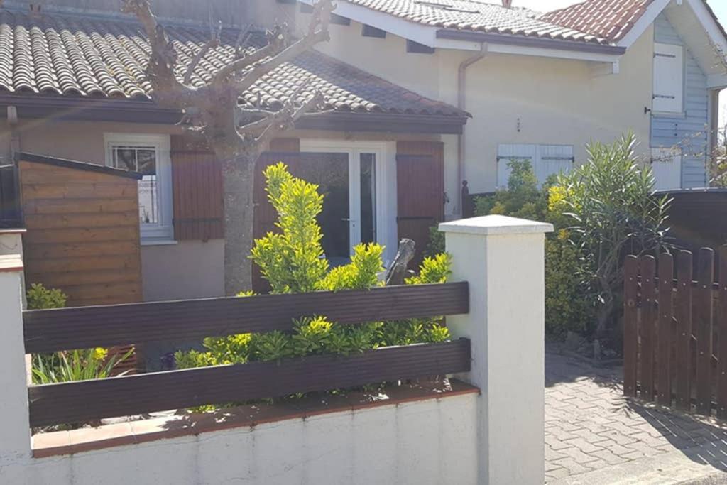 Maisonnette Au Pied De L'Ocean Avec Terrasse Biscarrosse Kültér fotó